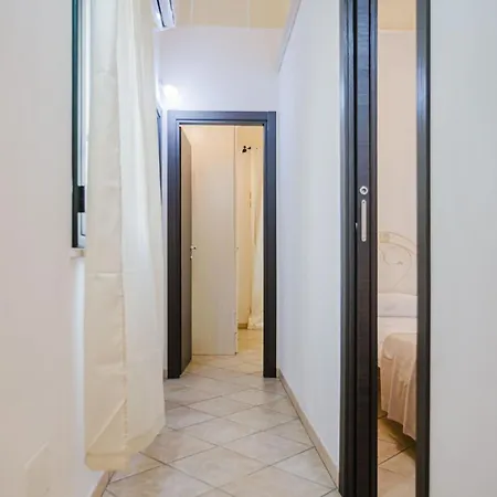 Casa Libertà 32 *