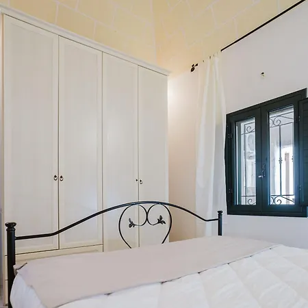 Casa Libertà 32 *